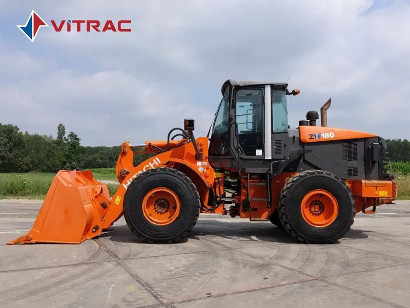 HITACHI ZW180